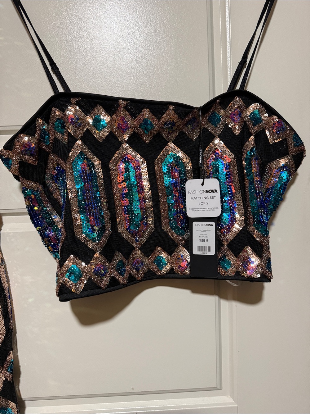 Fashion Nova fairytale Black Sequin Wide-Leg pant set with Teal & Pink Accents - Picture 4 of 7